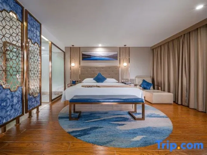1 Bedroom Deluxe Suite