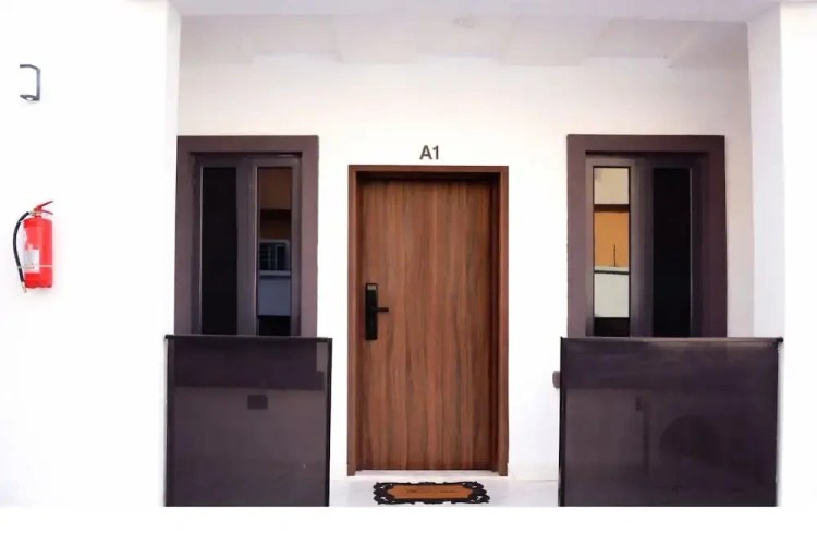1 Bedroom Apartment with balcony and with city view