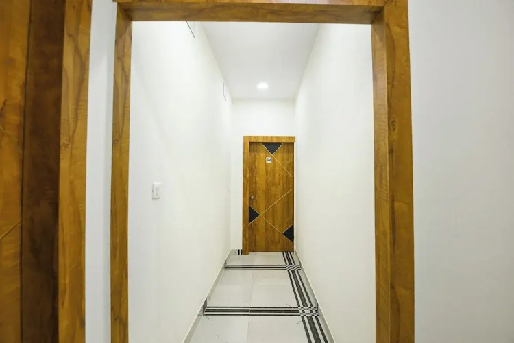 Fabhotel Rubicon