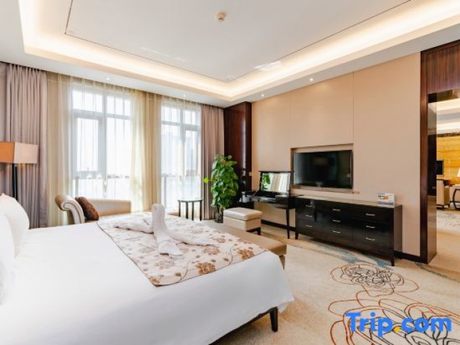 1 Bedroom Deluxe Double Suite