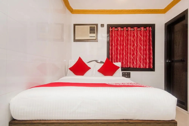 OYO 19353 Relax Guest House