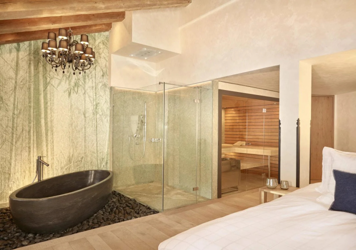Hotel Firefly