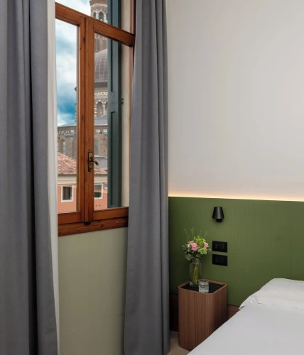 Superior Double room with city view