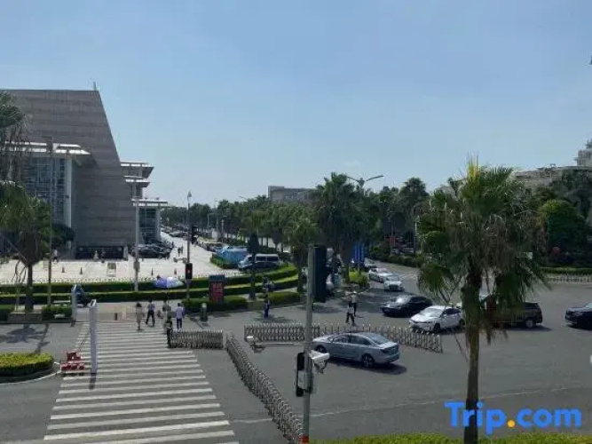 huayang Hotel