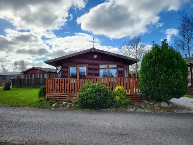 3 Bedrooms Cottage