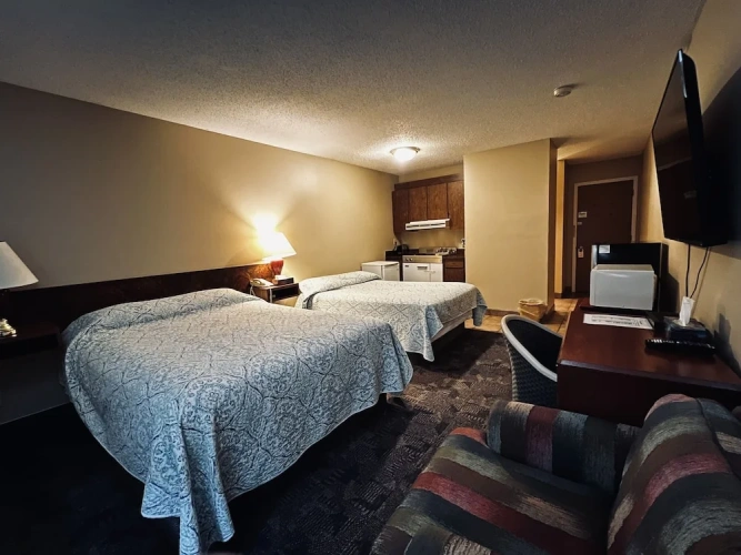 Quadruple Family Suite