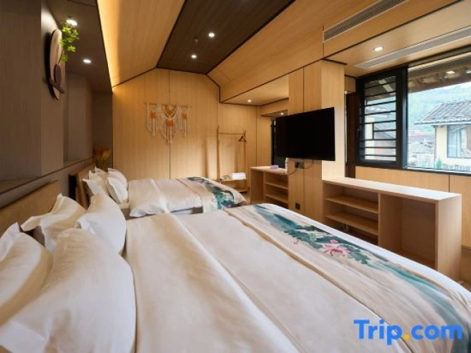 Standard Twin Family room