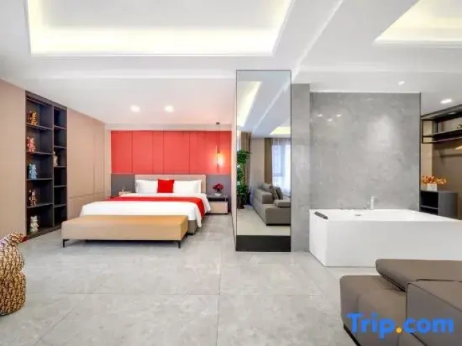 1 Bedroom Suite