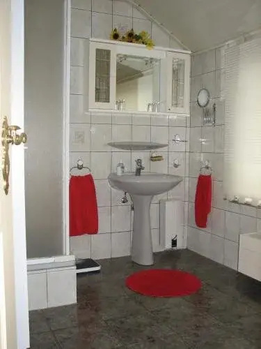 Bed and Breakfast/ Ferienwohnung Elten