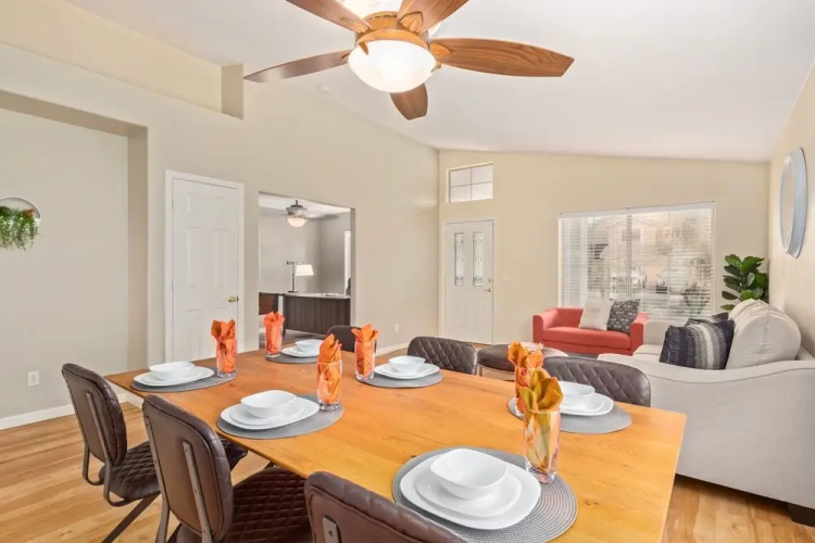 Augusta Chandler 3 Bedroom Home by Redawning
