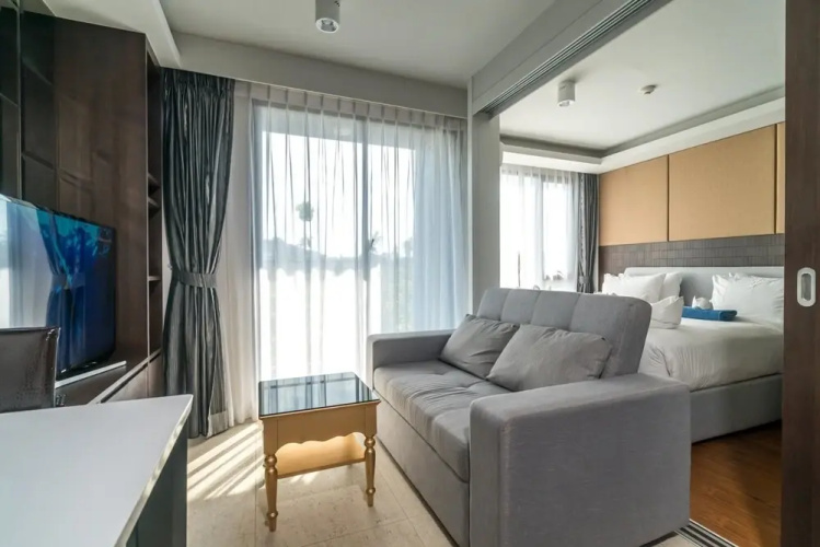 Aristo 516 - Mountain View Studio Near Beach
