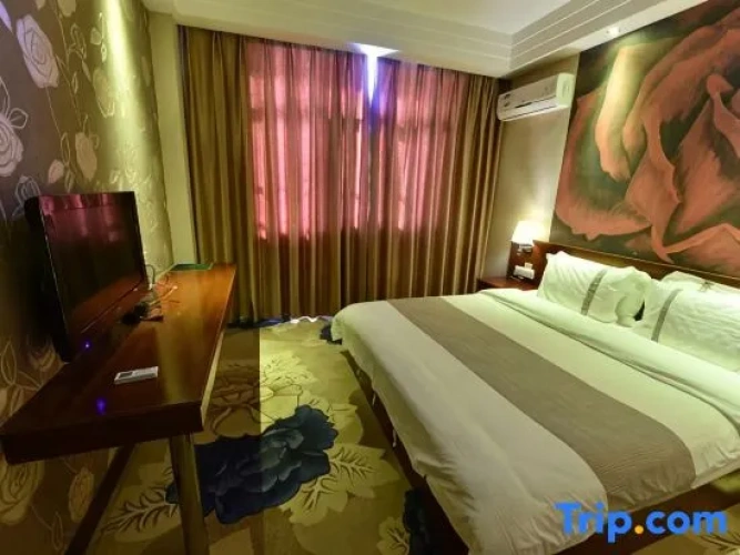 Quadruple Suite