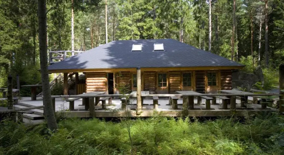 Storfinnhova Gård