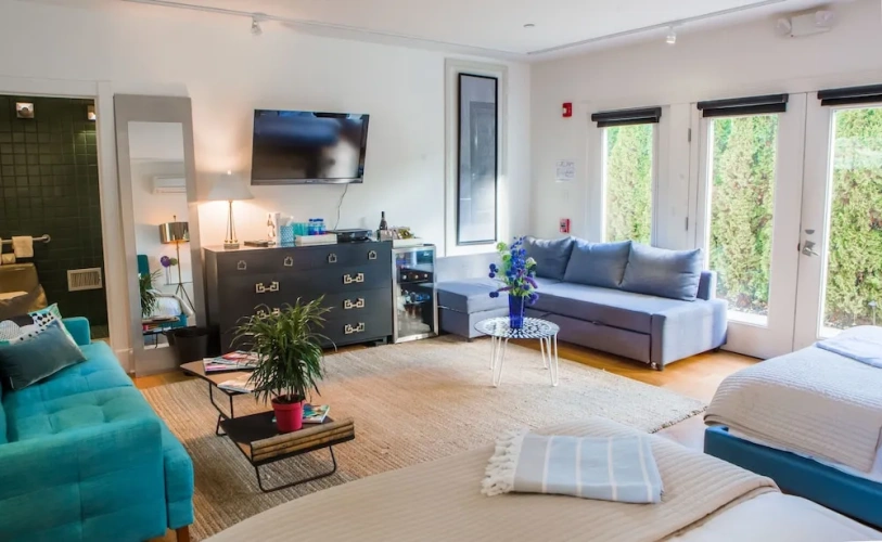 Quadruple Basement Suite