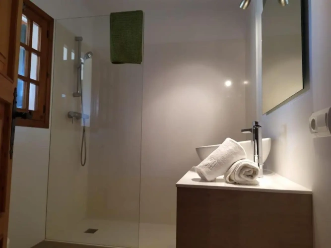 3 Bedrooms Chalet