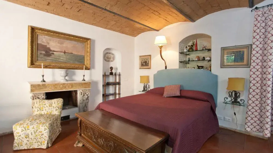 Rental in Rome Arco Ciambella Loft
