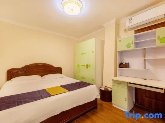 2 Bedrooms Business Suite