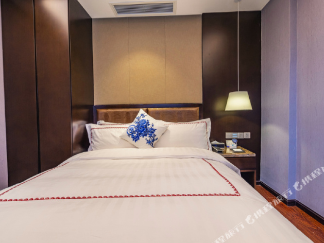Twin Family Suite