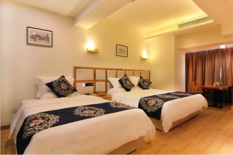 Puqi Nanting Garden Hotel