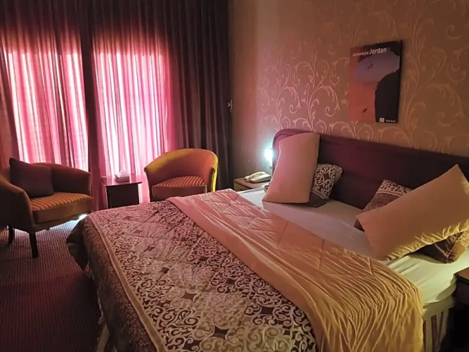 1 Bedroom Double Suite