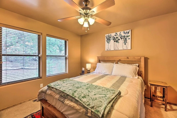 2 Bedrooms Cottage