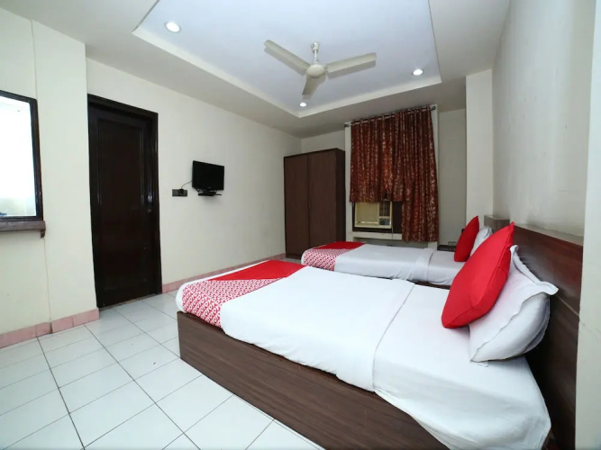 Hotel Surbhi
