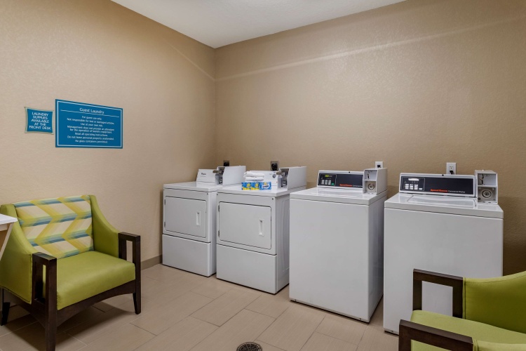 Best Western Plus Galveston Suites photo 29