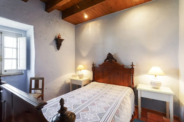 2 Bedrooms Villa