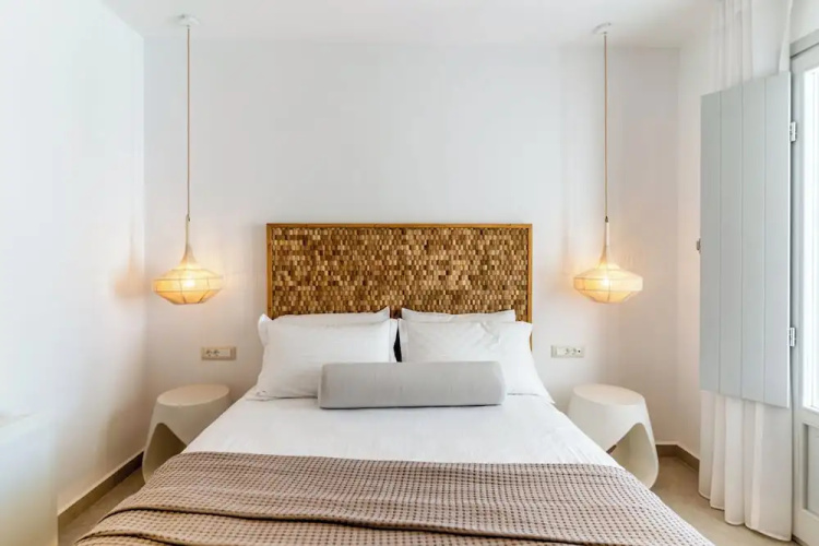 Arotron Santorini