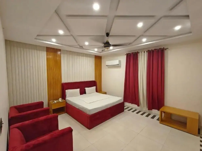 Hotel De Smart Multan