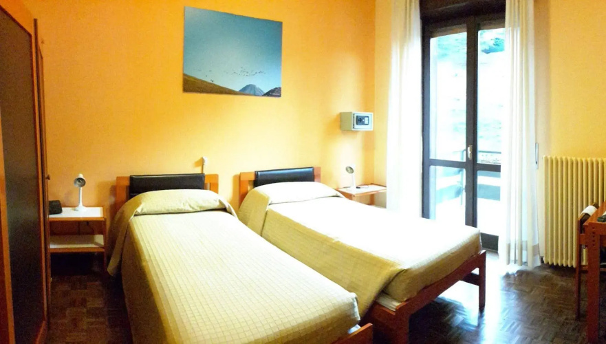 Linda Hotel