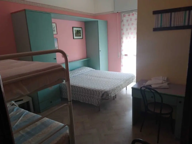 Economy Triple room with balcony
