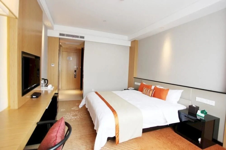 Yangzhou East Garden Hotel