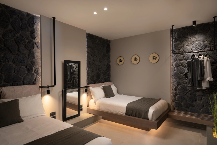 Apikia Santorini Suites - Adults Only