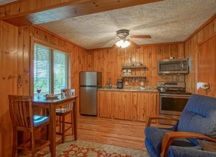Stemwinder 6B 1 Bedroom, 1 Full Bath, Slope Side