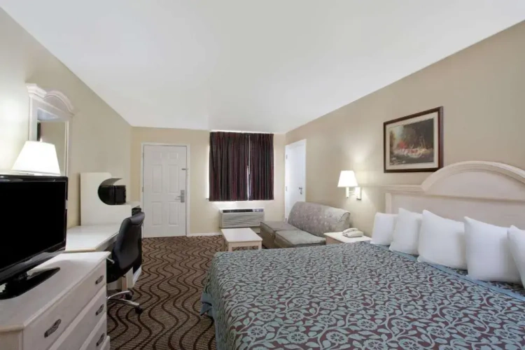 Deluxe Double Suite