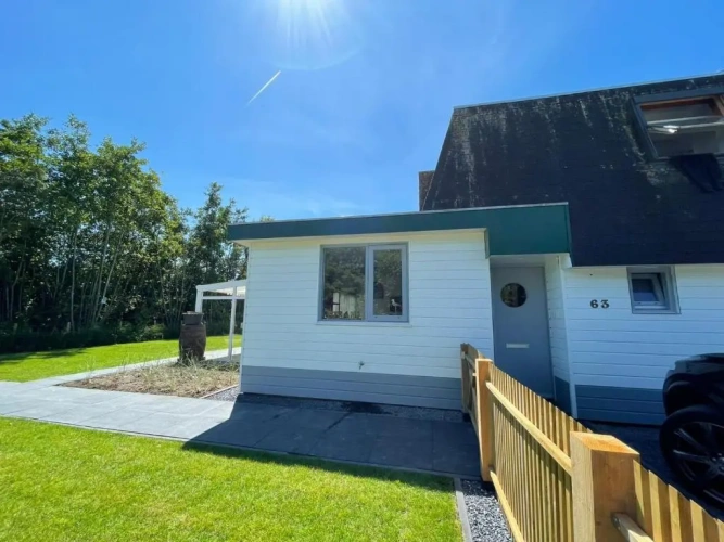 3 Bedrooms Cottage