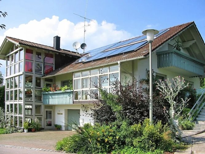 2 Bedrooms Classic Apartment with balcony