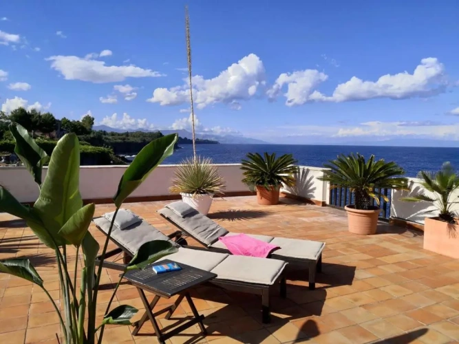 Deluxe Double room with sea view