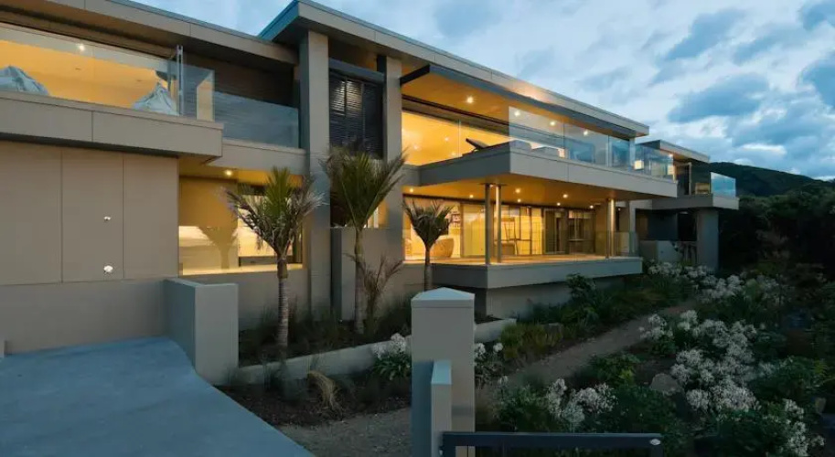 Russell Beach House