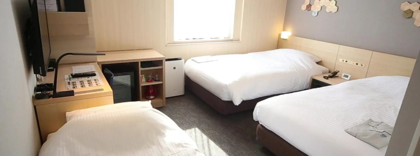 JR Clement Inn Kochi