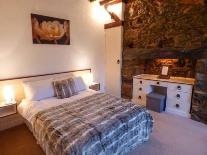 Hunting Lodge