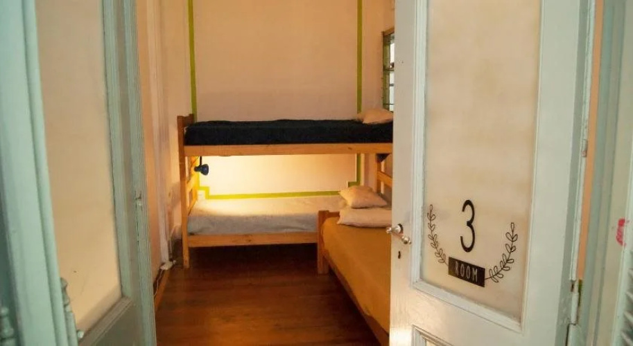 83 Rosario Hostel