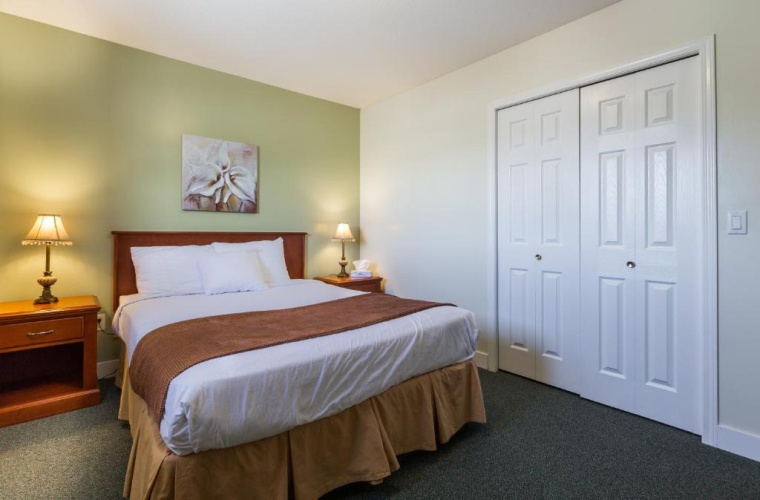 2 Bedrooms Suite