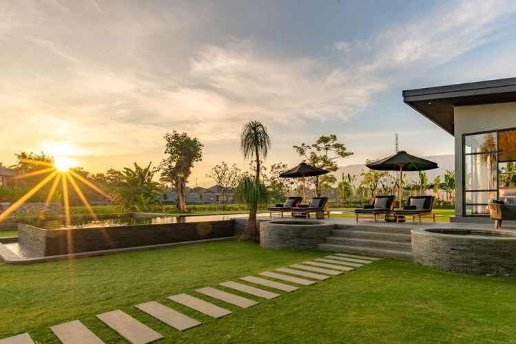 Sea View Pool House