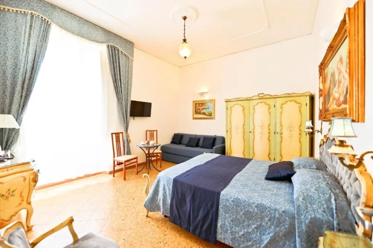 Standard Quadruple room