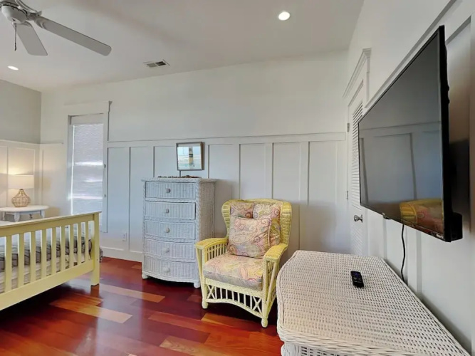 Windansea by Topsail Realty