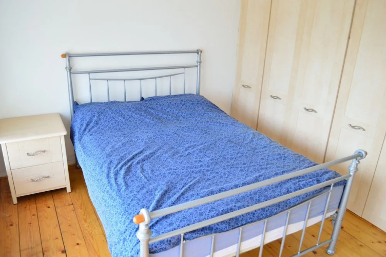 1 Bedroom Flat Facing the Docks