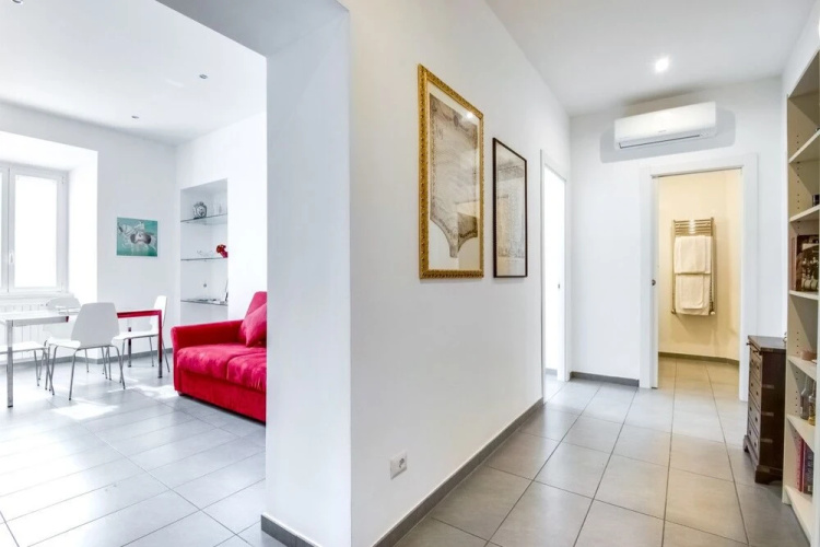 Charming 2 Beds Flat in a Great Area