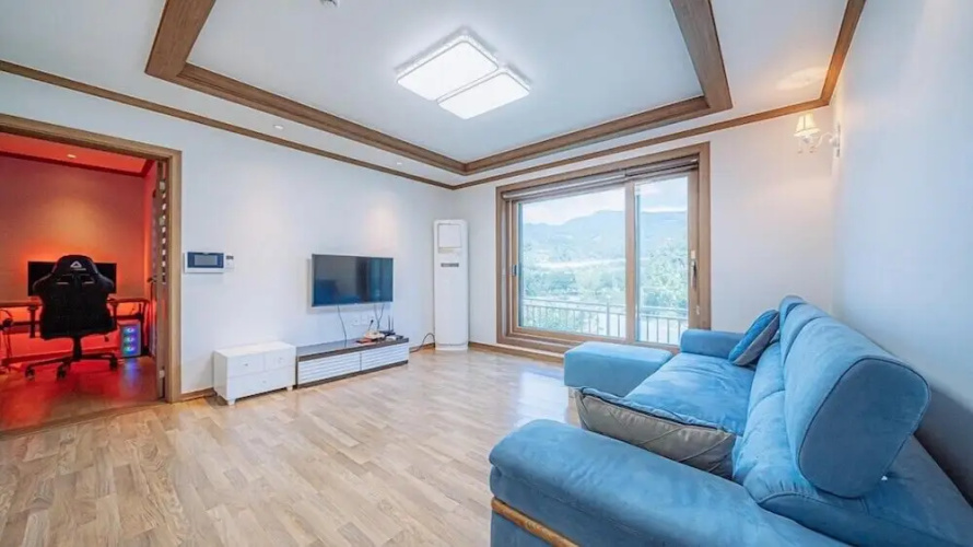 Sunny Hill Pension